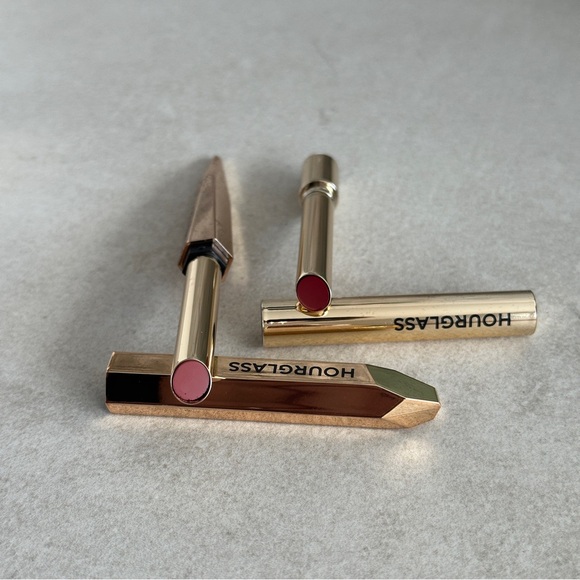 Hourglass Confession Lipstick 2 Shades - Picture 5 of 5